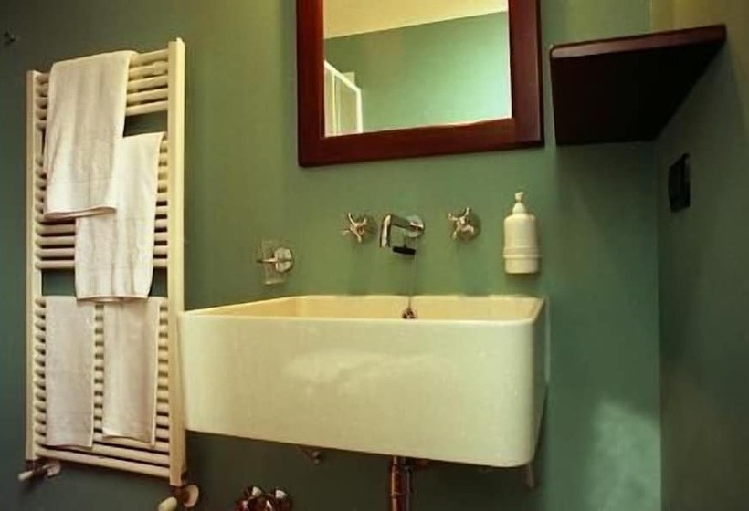 فندق Agriturismo Il Cavicchio