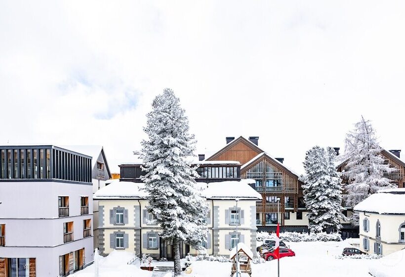 Hotel Bergidyll   Riders Haven