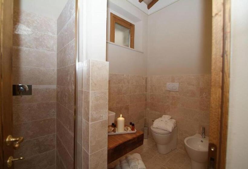 ホテル Borgo Canalicchio Di Sopra Relais