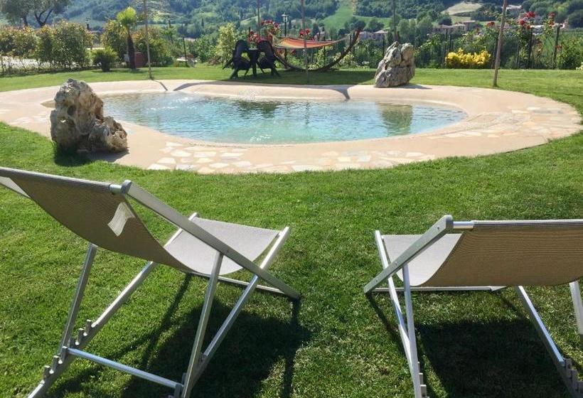 호텔 Locanda Montelippo