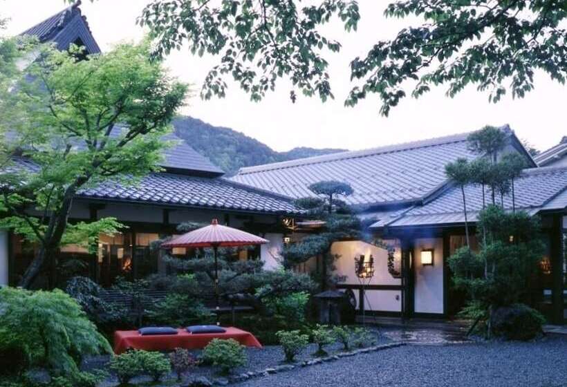 Japanese Ryokan Seryo