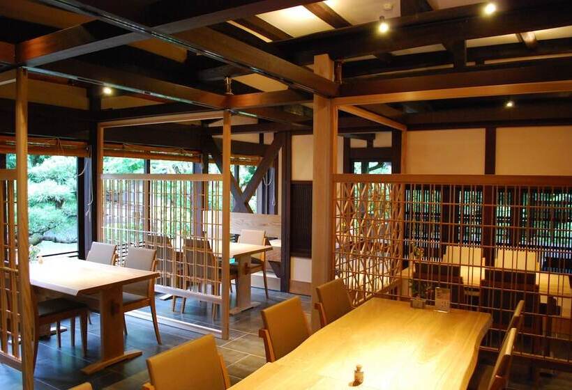 Japanese Ryokan Seryo