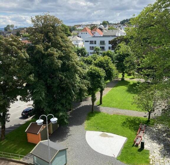 Parken Terrasse Apartment