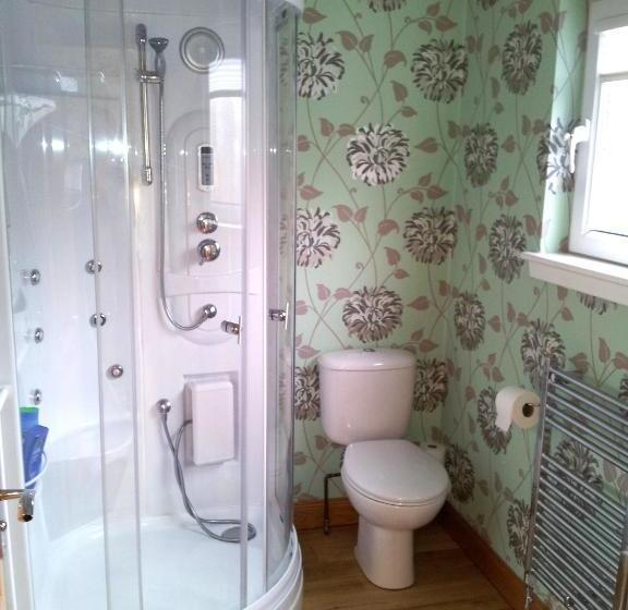 פנסיון Acer Guest House