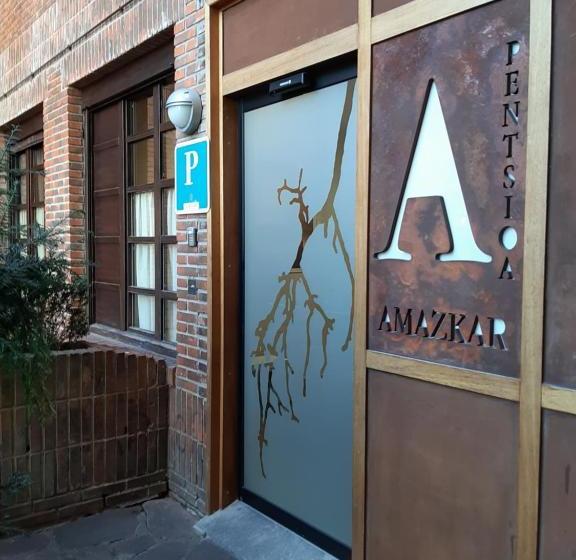 Pensión Amazkar