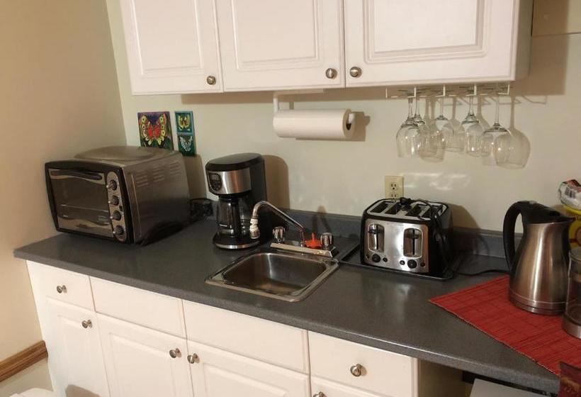 ペンション Bear Cub Lodging