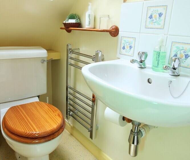 Пансион Cranston House