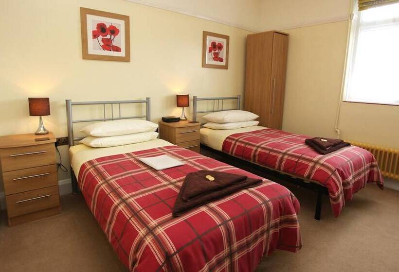 Пансион Cranston House