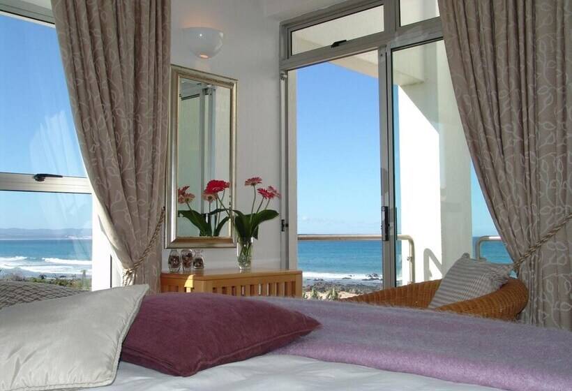 پانسیون Diaz 15 House On The Bay