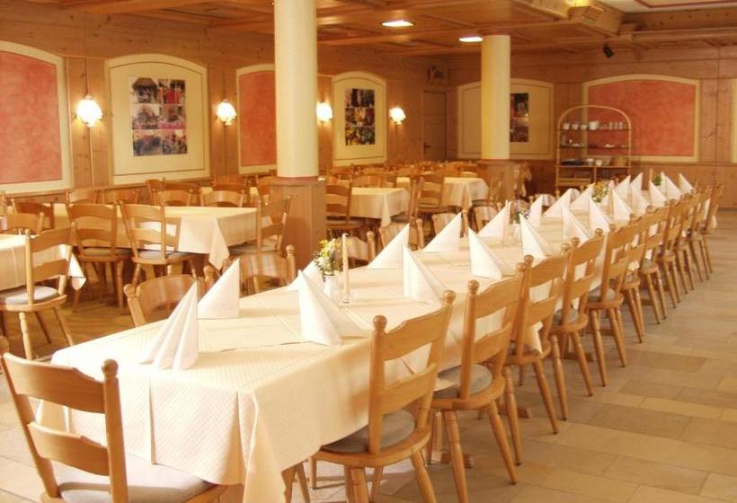 펜션 Zur Post Garni