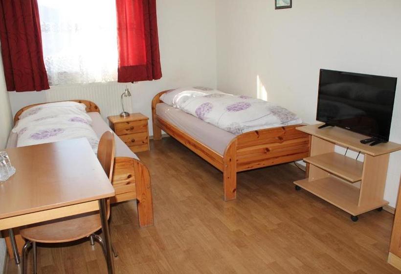 펜션 Gaststätte Alt Garbsen