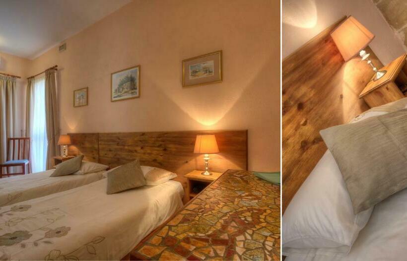 پانسیون Green Grove Guest House