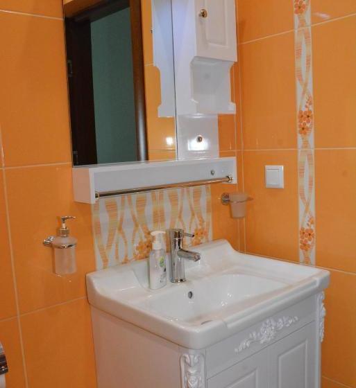 פנסיון Guest House Mimosa