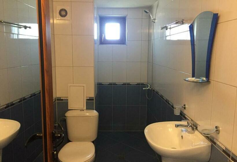 بنسيون Guest Rooms Vachin