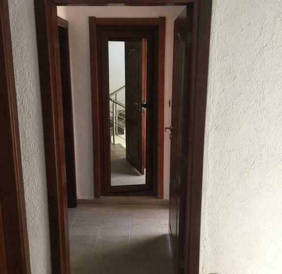 Пансион Guest Rooms Vachin