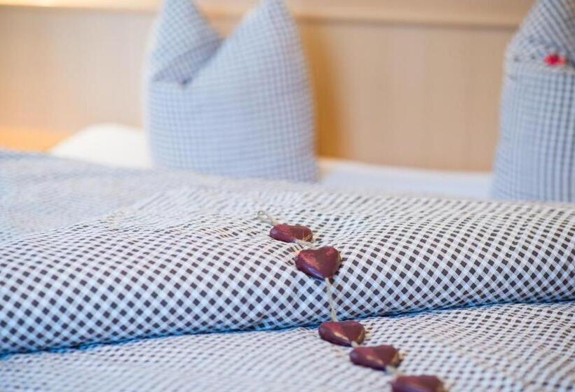 پانسیون Haus Fernblick