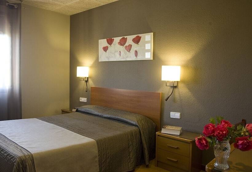 بنسيون Hostal Barris