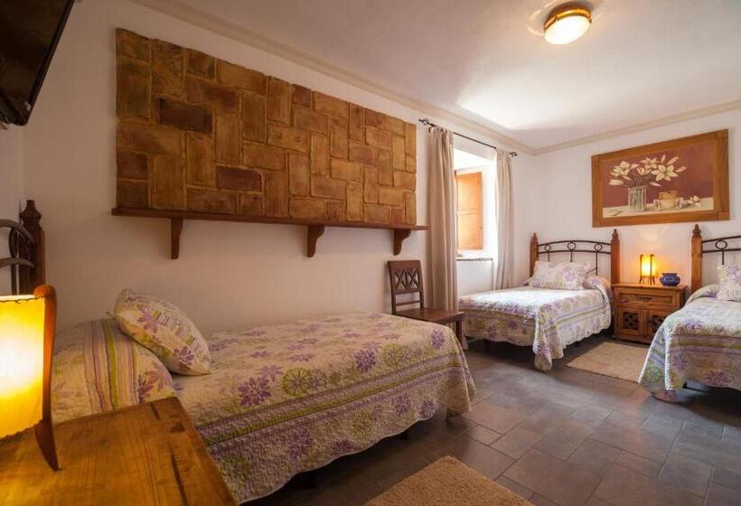 بنسيون Hostal El Asturiano