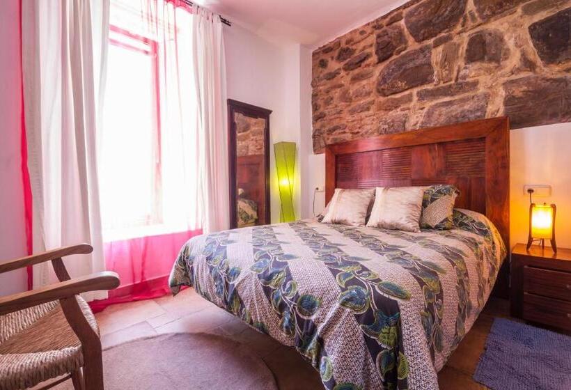 بنسيون Hostal El Asturiano