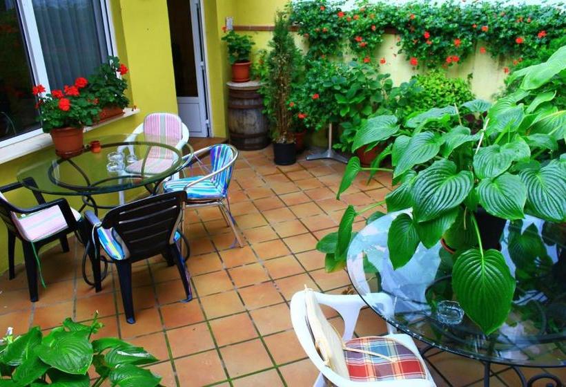 بنسيون Hostal Escartín