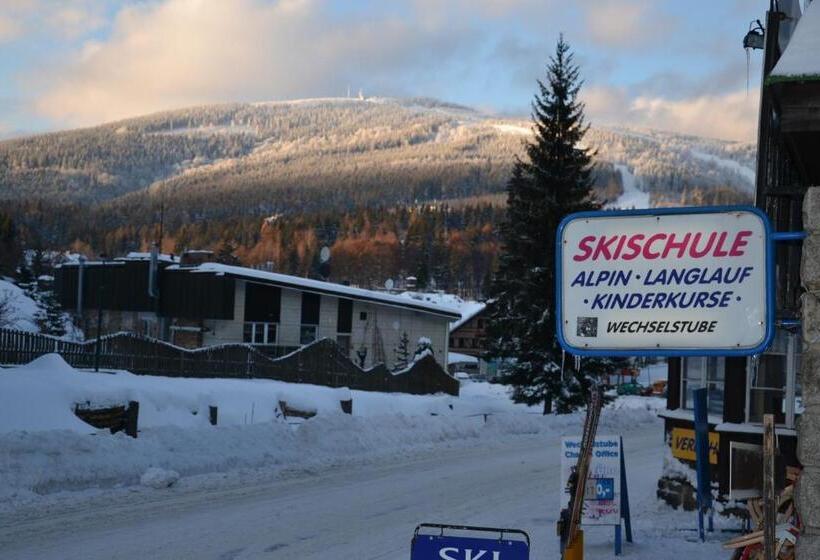 بنسيون Hostel Fortuna