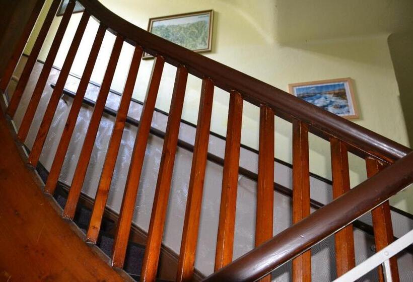 بنسيون Hostel Fortuna