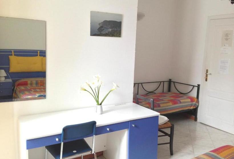 پانسیون Le Conchiglie