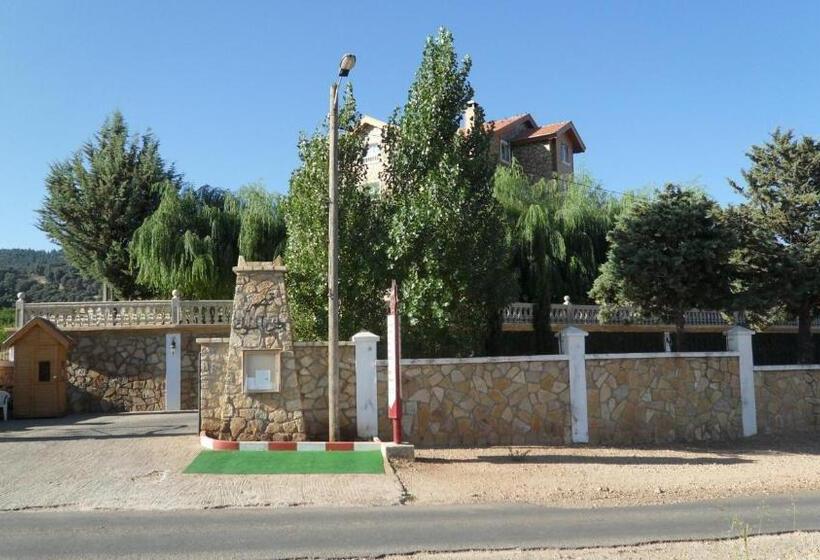 پانسیون Le Palais Des Cerisiers