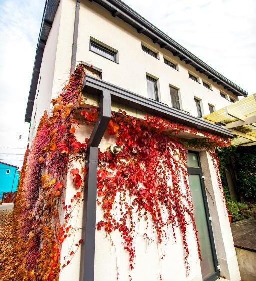 ペンション May Residence