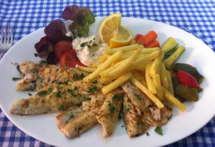 פנסיון Osteria Battello