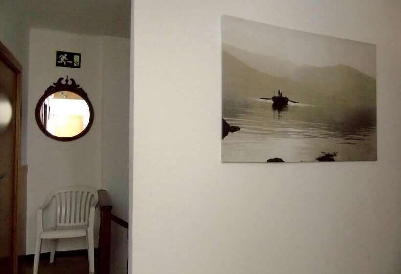 펜션 Pensió I Apartament Torrent