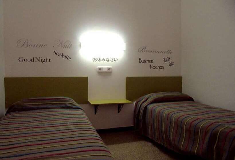 펜션 Pensió I Apartament Torrent