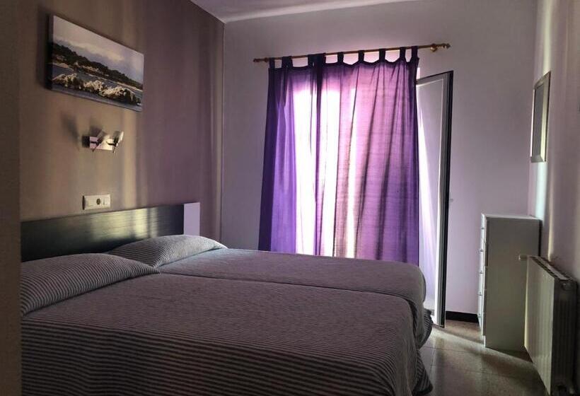 펜션 Pensió I Apartament Torrent