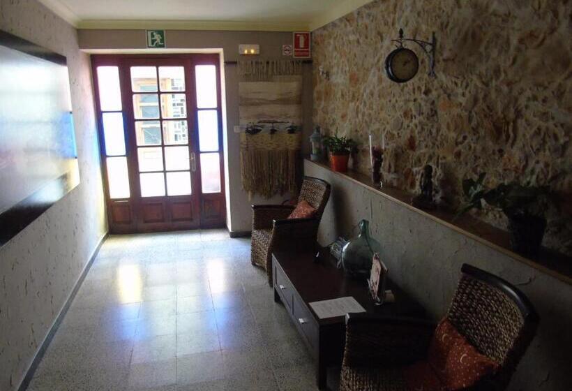 펜션 Pensió I Apartament Torrent