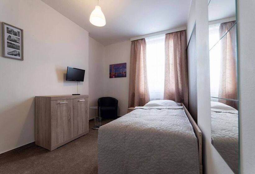 펜션 Penzion Homer Slany