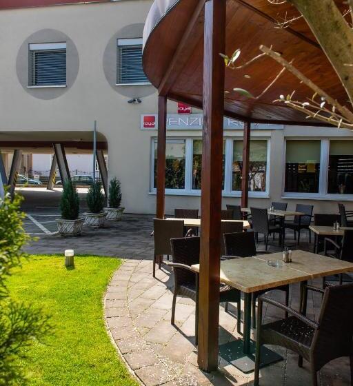 بنسيون Penzion Royal