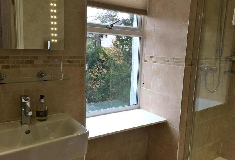 פנסיון Rocklea Guest House