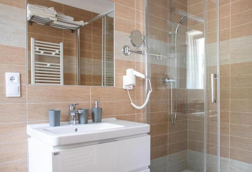 پانسیون Rodinný Resort Uko