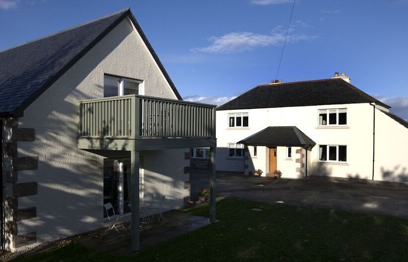 Пансион Sandown House