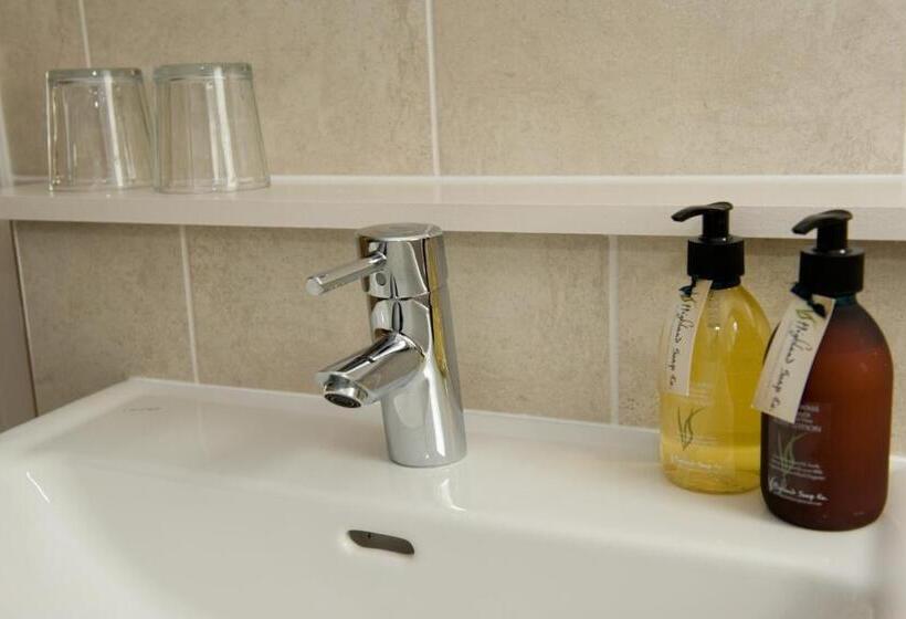 Пансион Sandown House