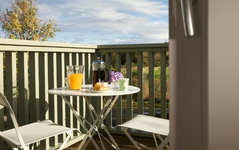 Пансион Sandown House