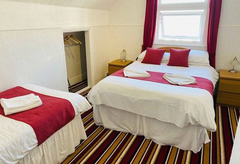 ペンション The Grosvenor House