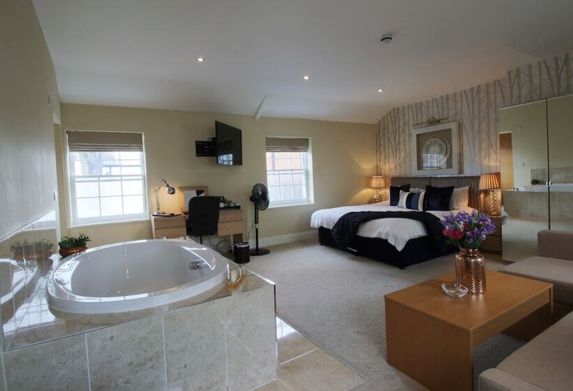 פנסיון The Keep Boutique