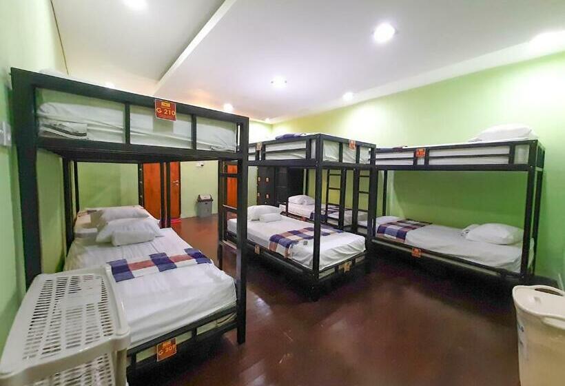 펜션 The Legian 777