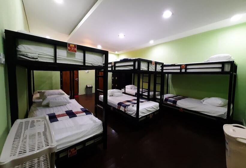 펜션 The Legian 777