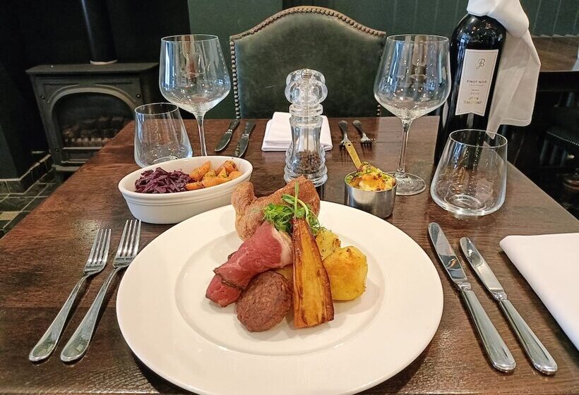 پانسیون The Linden Stansted