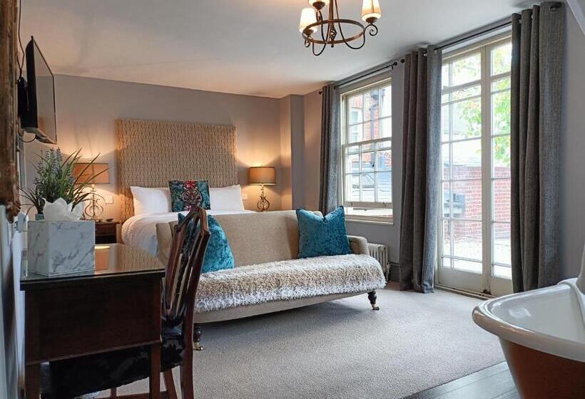 ペンション The Linden Stansted