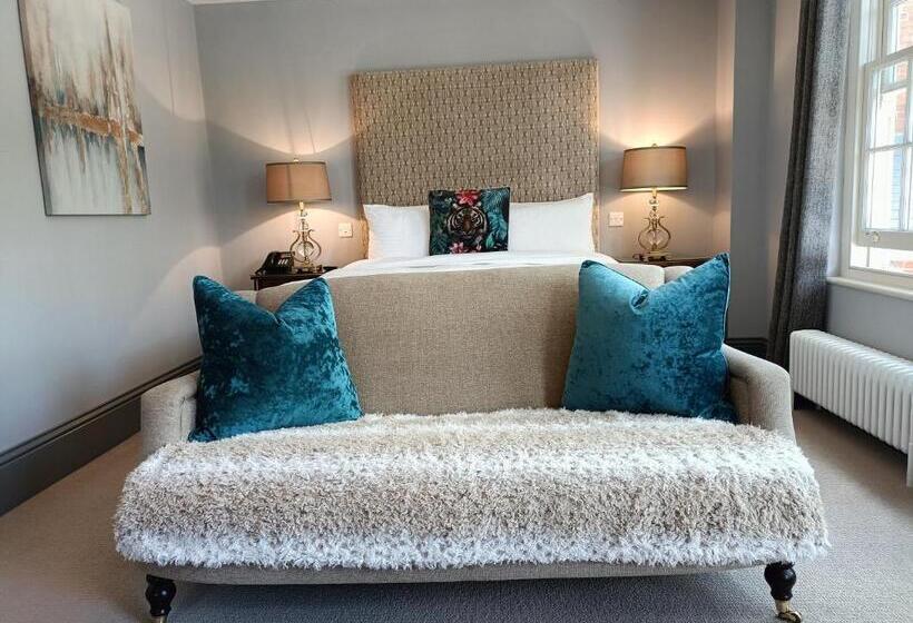 ペンション The Linden Stansted