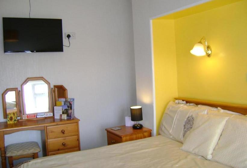 بنسيون The Wharncliffe