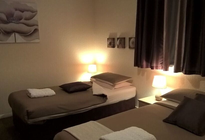 ペンション Westbrook Lodge Guest House